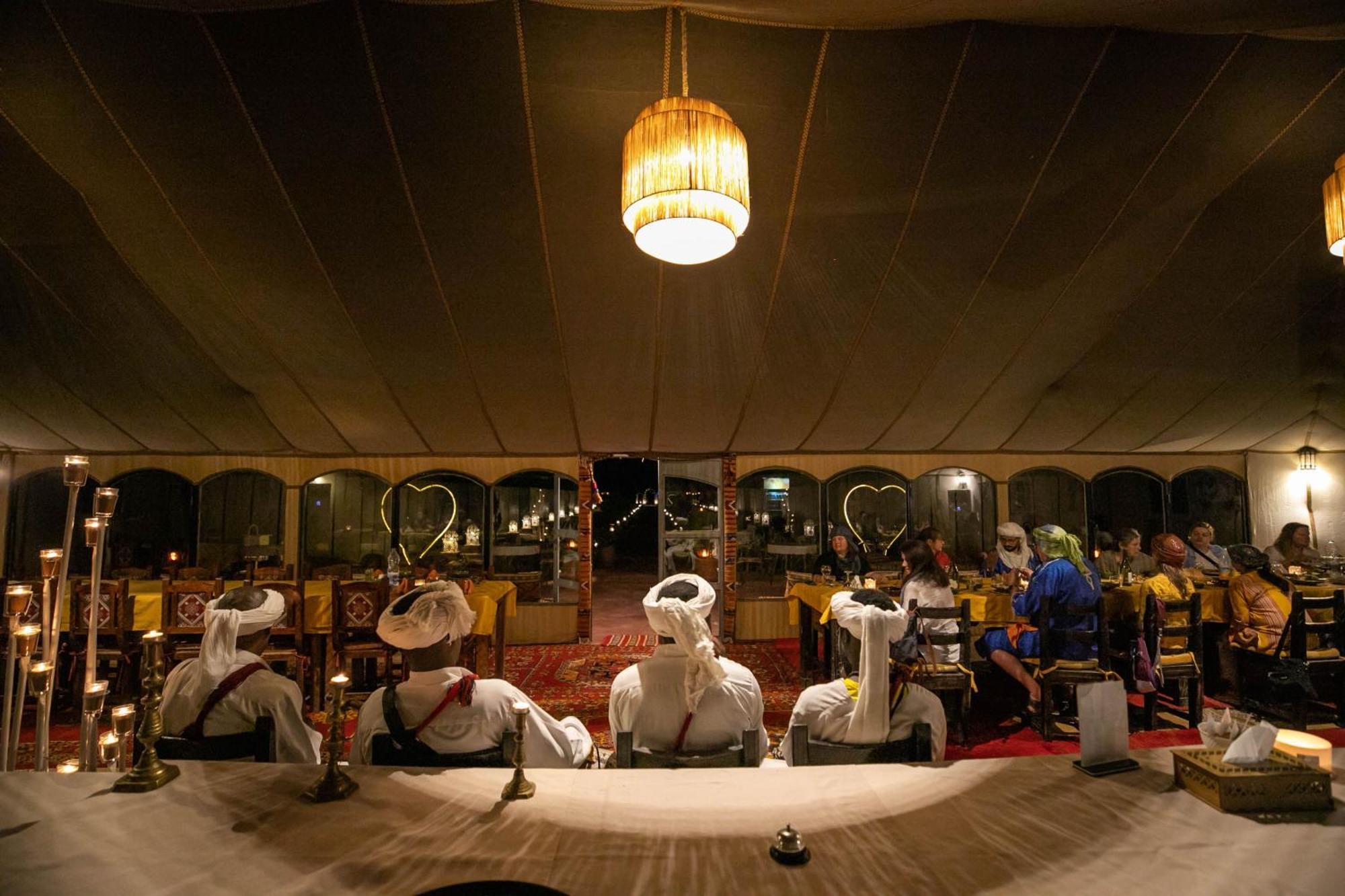 Dwo Golden Camp メルズーガ エクステリア 写真